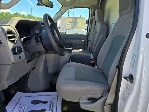 New 2026 Ford E-450 and Econoline 450 Super Duty w/ Interior Upgrade Package image 8