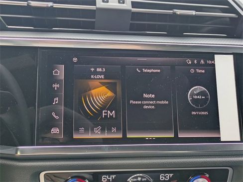 Used 2025 Audi Q3 2.0T Premium w/ Convenience Package image 22