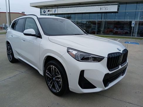 New 2026 BMW X1 xDrive28i w/ Technology Package AWD/4WD image 1