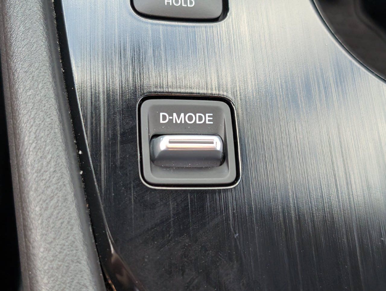 Certified 2025 Nissan Rogue SV FWD image 19