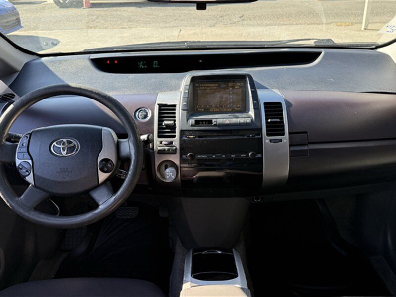 Used 2004 Toyota Prius FWD image 8
