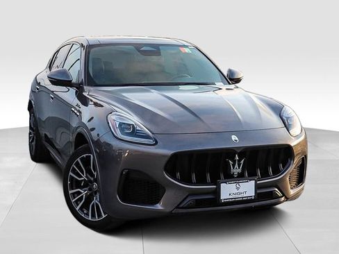 Used 2023 Maserati Grecale Modena AWD/4WD image 2
