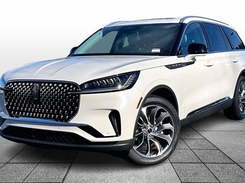 New 2026 Lincoln Aviator Reserve image 2