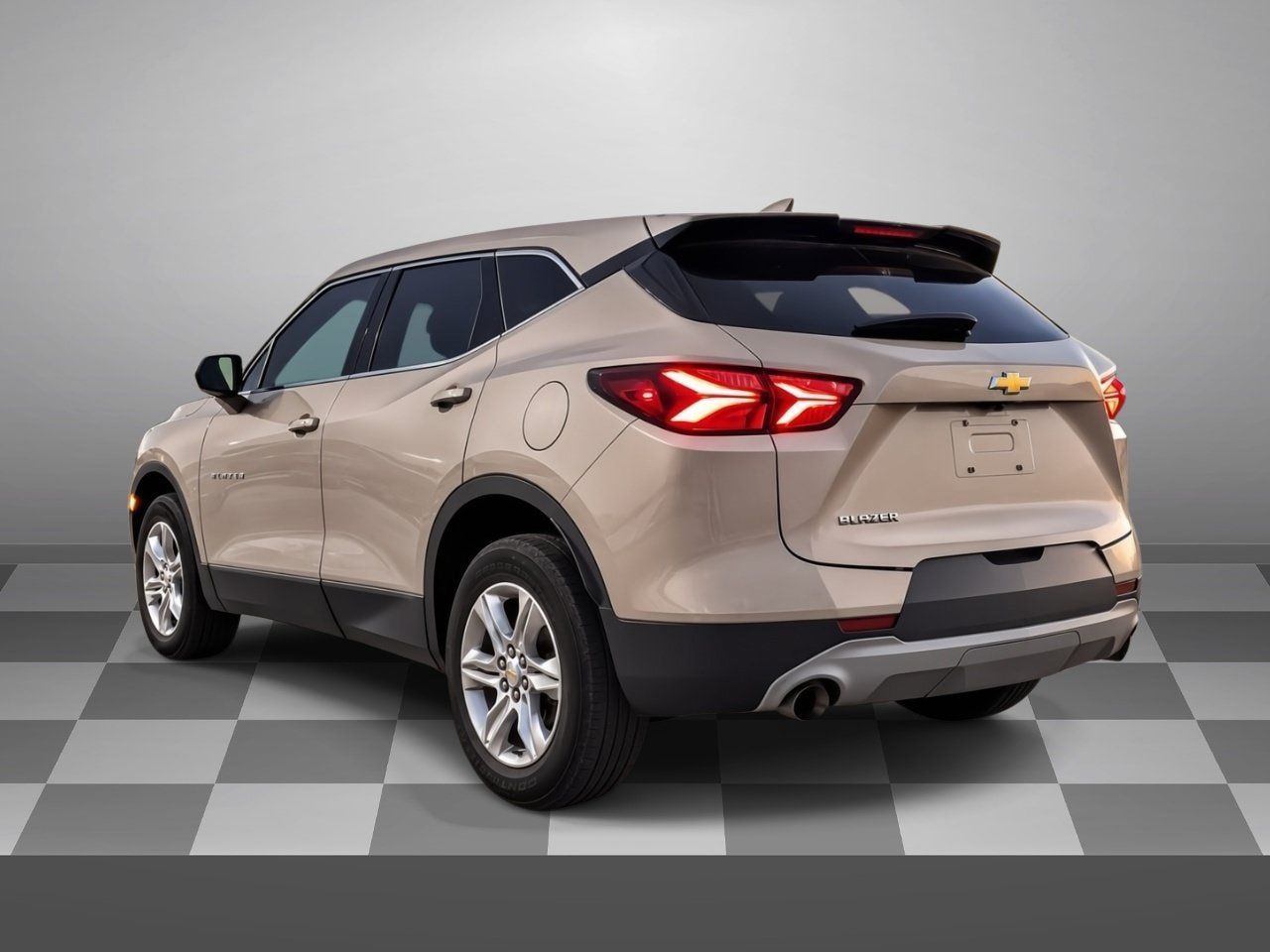 Used 2021 Chevrolet Blazer LT FWD image 4