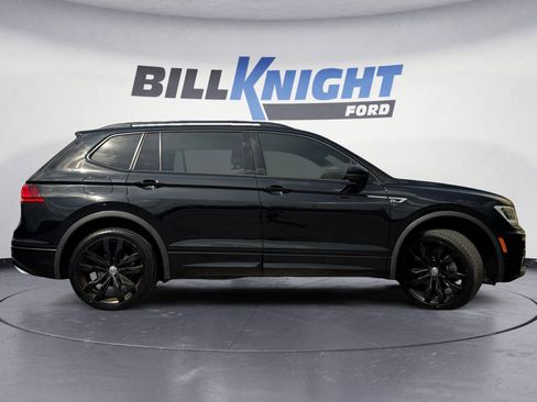 Used 2020 Volkswagen Tiguan SE R-Line image 6