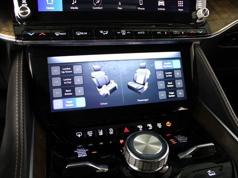 Used 2022 Jeep Grand Wagoneer Series I image 11