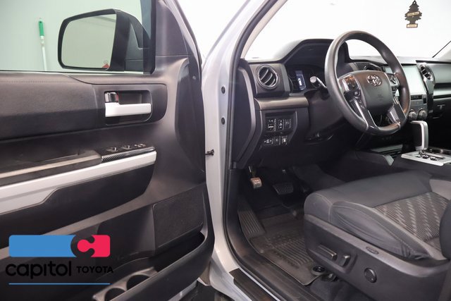 Used 2021 Toyota Tundra SR5 w/ SR5 Upgrade Package AWD/4WD image 8