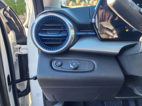 New 2026 Chevrolet Trax LT image 26