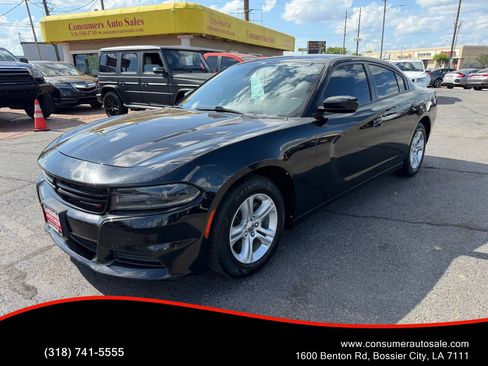 Used 2019 Dodge Charger SXT RWD image 1