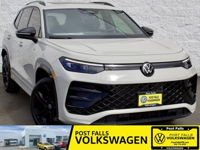 New 2026 Volkswagen Tiguan SE R-Line