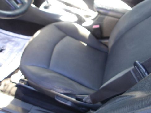 Used 2014 Dodge Avenger SE image 9