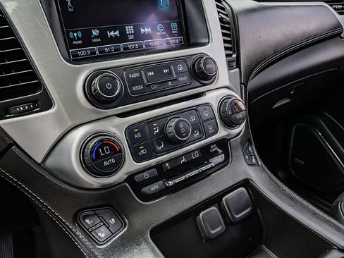 Used 2020 GMC Yukon SLT image 28