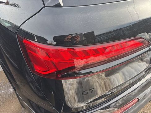 Used 2025 Audi Q7 3.0T Prestige w/ Prestige Package image 6