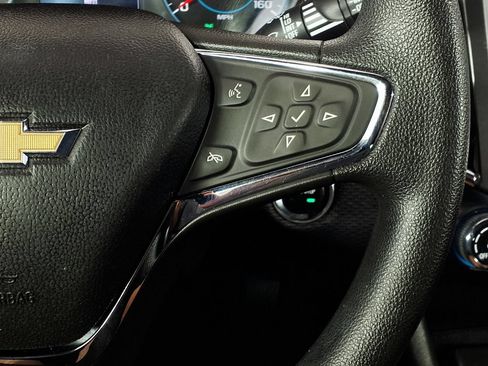 Used 2017 Chevrolet Cruze LT w/ Convenience Package FWD image 19