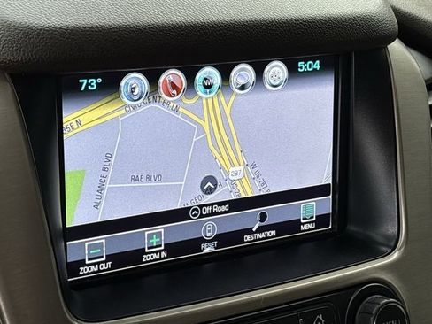 Used 2017 GMC Yukon Denali w/ Open Road Package image 16