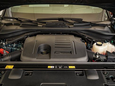 New 2025 Land Rover Range Rover Sport Dynamic SE image 37