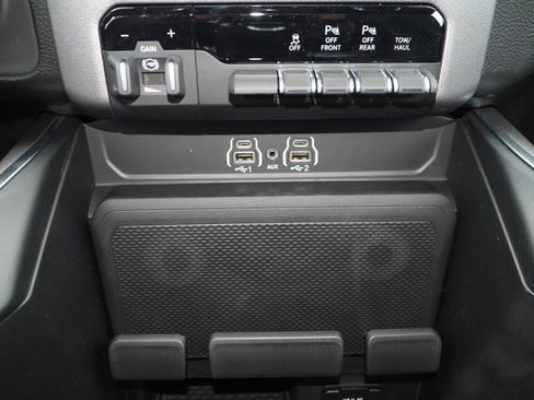 Used 2025 RAM 1500 Lone Star image 25