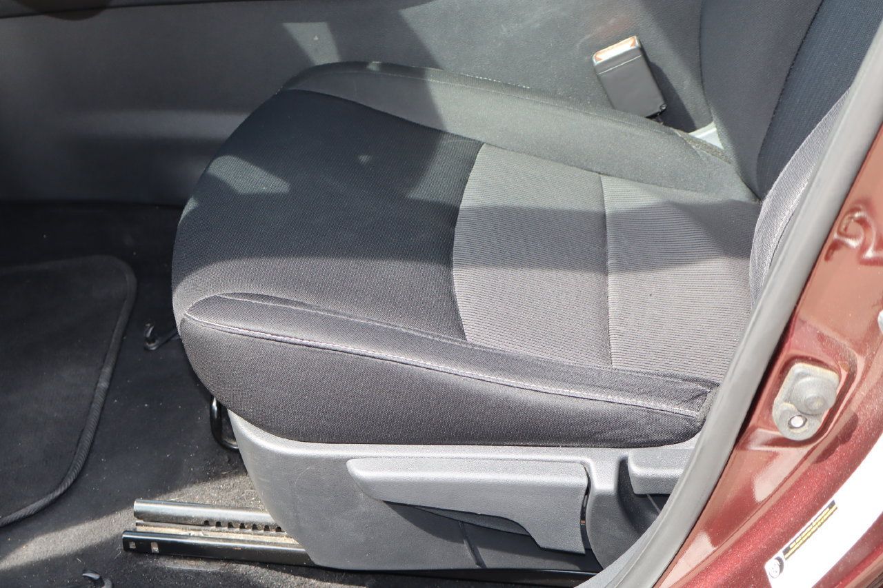 Used 2021 Nissan Sentra SV FWD image 14