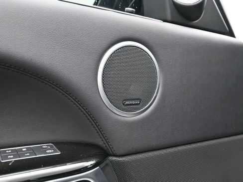 Used 2016 Land Rover Range Rover HSE image 13