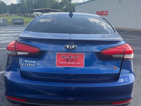 Used 2018 Kia Forte S w/ S Technology Plus Package FWD image 3
