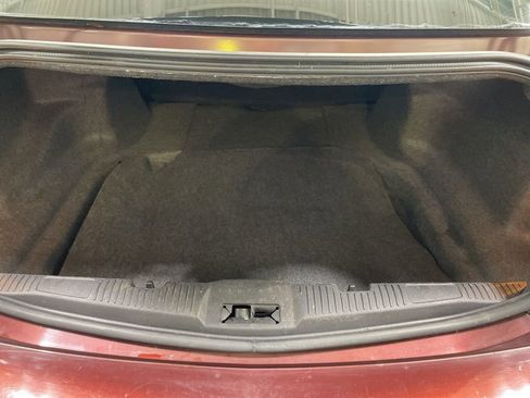 Used 2009 Lincoln MKS image 30