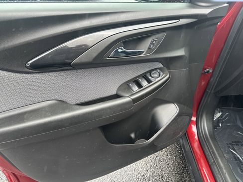 Certified 2023 Chevrolet TrailBlazer LT w/ Convenience Package image 7