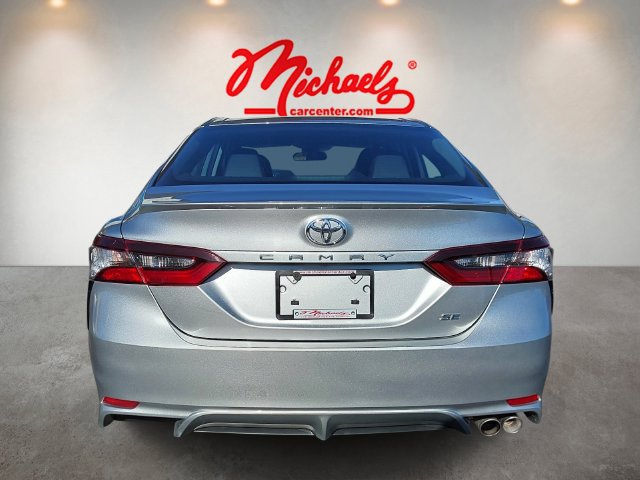 Used 2024 Toyota Camry SE FWD image 6