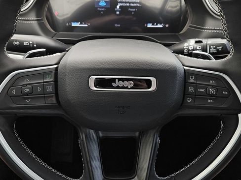 New 2026 Jeep Grand Cherokee L 2WD image 20