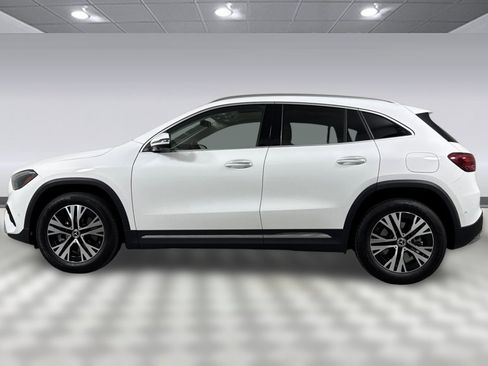 Certified 2024 Mercedes-Benz GLA 250 image 2