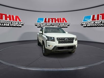Used 2022 Nissan Frontier SV