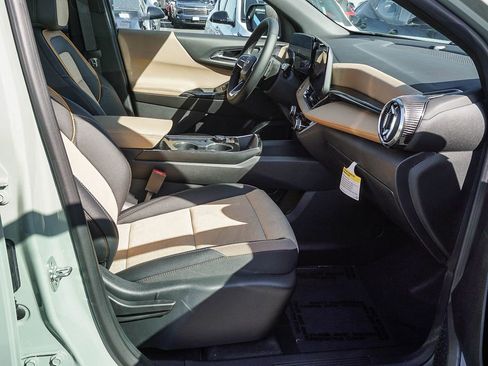 New 2026 Chevrolet Equinox ACTIV w/ Safety and Technology Package FWD image 12
