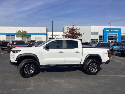 Used 2024 Chevrolet Colorado ZR2 w/ ZR2 Convenience Package III AWD/4WD image 7