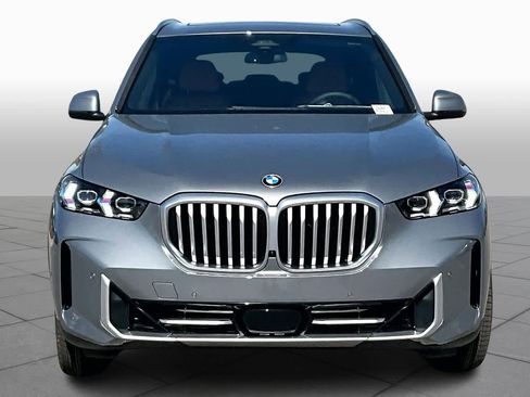 New 2026 BMW X5 xDrive40i w/ Premium Package AWD/4WD image 3