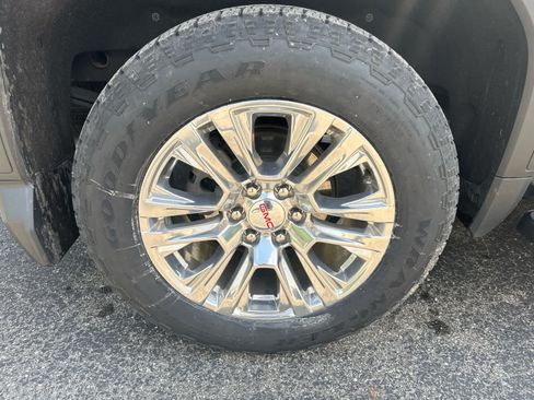 Used 2022 GMC Sierra 1500 Denali AWD/4WD image 8