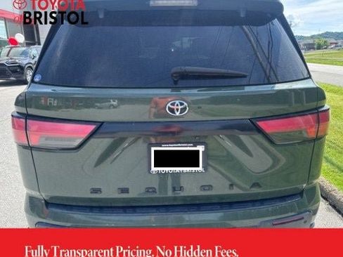 Used 2023 Toyota Sequoia SR5 w/ SR5 Premium Package AWD/4WD image 13