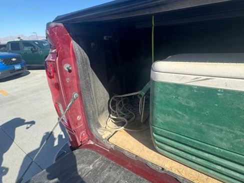 Used 2018 Chevrolet Silverado 1500 High Country image 12