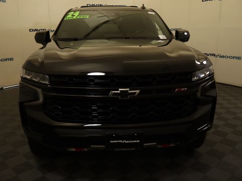 Used 2024 Chevrolet Suburban Z71 AWD/4WD image 14