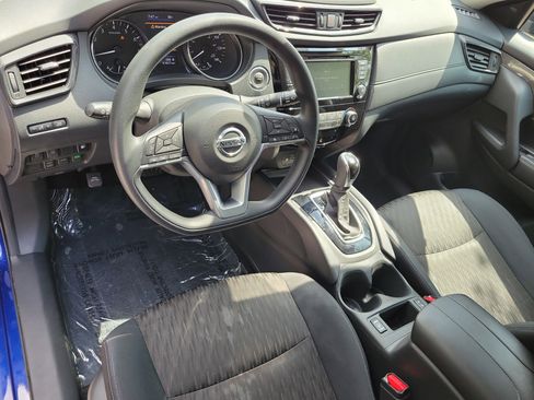 Used 2019 Nissan Rogue SV AWD/4WD image 14