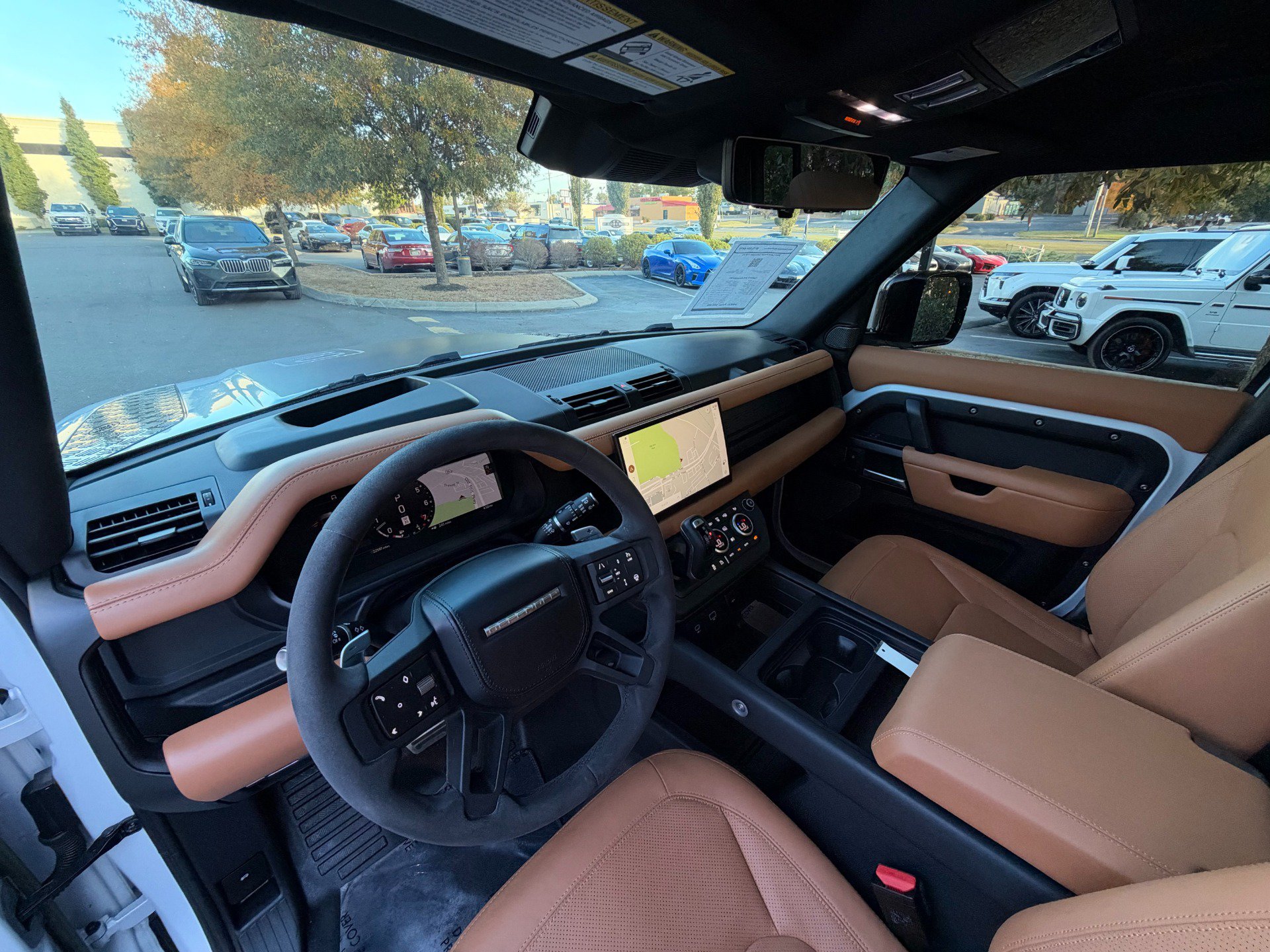 Used 2023 Land Rover Defender 110 AWD/4WD image 11