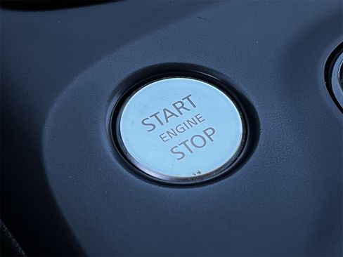 Used 2021 INFINITI QX50 Luxe image 19