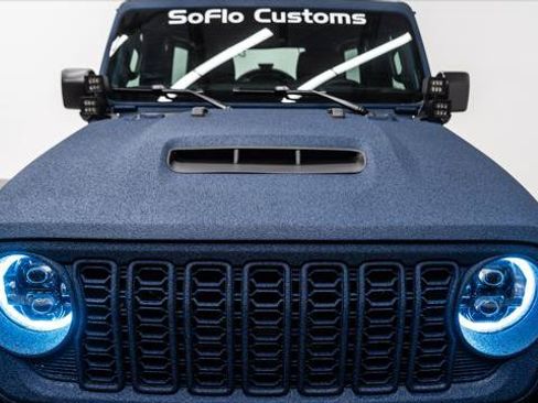 Used 2026 Jeep Wrangler Unlimited Sport AWD/4WD image 40