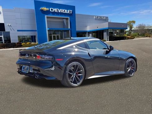Used 2023 Nissan Z w/ Floor Mat Package (L93) RWD image 25