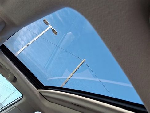 Used 2011 Toyota 4Runner Limited image 11