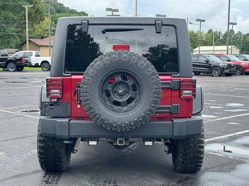 Used 2012 Jeep Wrangler Unlimited Sport AWD/4WD image 7