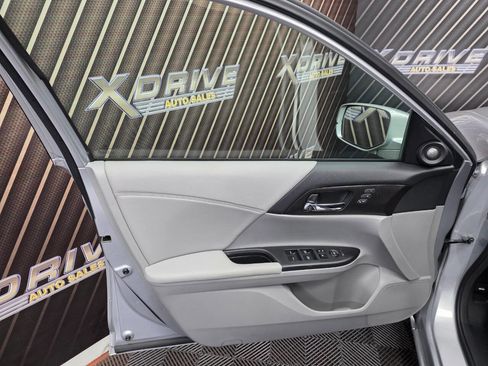 Used 2014 Honda Accord EX-L image 17