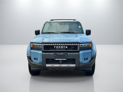 Used 2024 Toyota Land Cruiser image 2