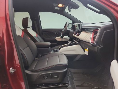 Used 2024 GMC Canyon AT4X w/ AT4X AEV Edition image 23