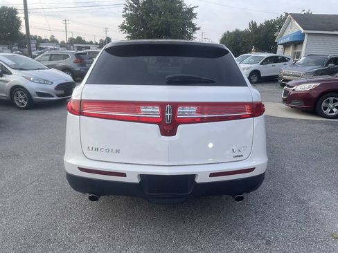 Used 2014 Lincoln MKT AWD w/ Equipment Group 201A image 7