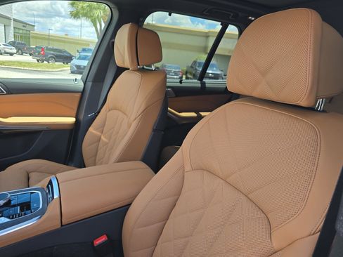 New 2026 BMW X5 sDrive40i w/ Climate Comfort Package RWD image 18