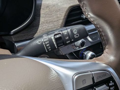 Used 2022 Kia Telluride SX w/ Towing Package FWD image 27